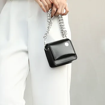 Дамска чанта 2022 пролет нов малък площад чанта от дебела верига чанта мини жени чанта чанта-червило в чантата си