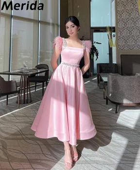 Розови рокли за бала с кристали 2023 с пера, принцеса трапецовидна форма, потребителско елегантна вечерна рокля за празника Курбан-Байрам
