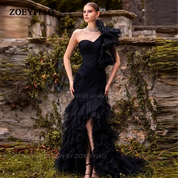 Черни тюлевые рокли за бала със сватбената страна 2024, вечерни рокли за бала на едно рамо с цепка отстрани, секси вечерна рокля